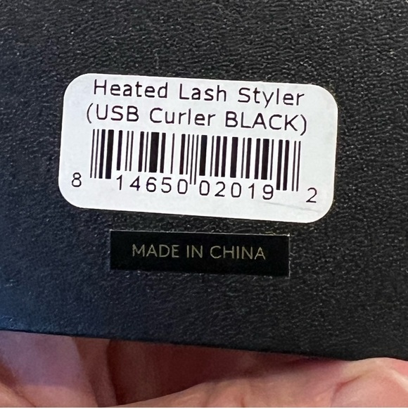 LASH STAR bundle eyeshadow, heated lash curler, brow pencil, concealer brush - Picture 7 of 7